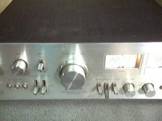 ขายเครื่องเสียงบ้านแยกชิ้นอินทริเกตแอมป์+วิทยุ+เทป แยกขายครับ