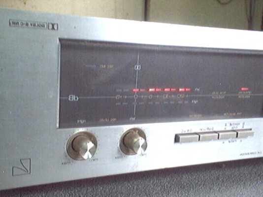 ขายเครื่องเสียงบ้านแยกชิ้นอินทริเกตแอมป์+วิทยุ+เทป แยกขายครับ