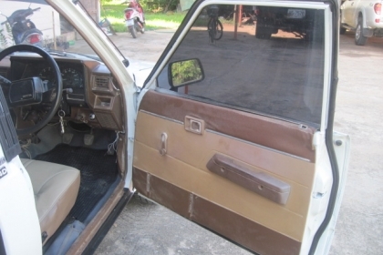 TOYOTA LN 56 ดั้ม SR-5