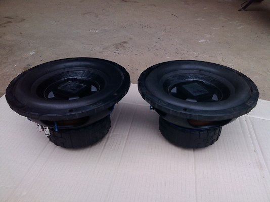 ขายลำโพง 10 นิ้ว 2 คู้ พร้อมตู้