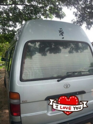 รถตู้ หัวจรวด หลังคาสูง 3.0 ดีเซล