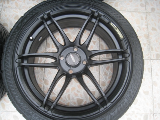 ขายล้อแม็ก Cosmis MR2 17"x7" et38 4รู100 + ยางปี 11  สนใจติดต่อเล็กคลองสามครับ (081-3747940)