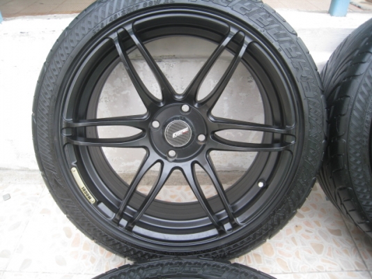 ขายล้อแม็ก Cosmis MR2 17"x7" et38 4รู100 + ยางปี 11  สนใจติดต่อเล็กคลองสามครับ (081-3747940)