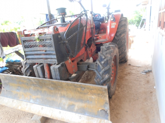 ขายตามสภาพ 7040 คูโบต้า