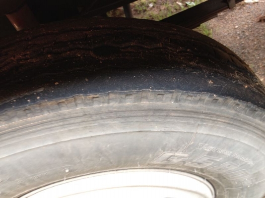 รถฮีโน่ 10 ล้อ ตู้เย็น 210 แรงม้า ปี 40 สนใจติดต่อ 081 - 6079515 รถฮีโน่ 10 ล้อ ตู้เย็น 210 แรงม้า ปี 40 สนใจติดต่อ 081 - 6079515