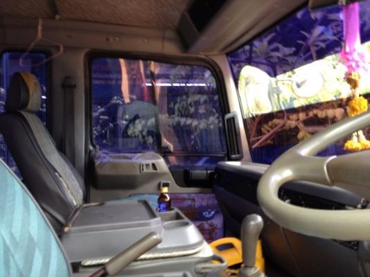 รถฮีโน่ 10 ล้อ ตู้เย็น 210 แรงม้า ปี 40 สนใจติดต่อ 081 - 6079515 รถฮีโน่ 10 ล้อ ตู้เย็น 210 แรงม้า ปี 40 สนใจติดต่อ 081 - 6079515