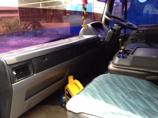 รถฮีโน่ 10 ล้อ ตู้เย็น 210 แรงม้า ปี 40 สนใจติดต่อ 081 - 6079515 รถฮีโน่ 10 ล้อ ตู้เย็น 210 แรงม้า ปี 40 สนใจติดต่อ 081 - 6079515