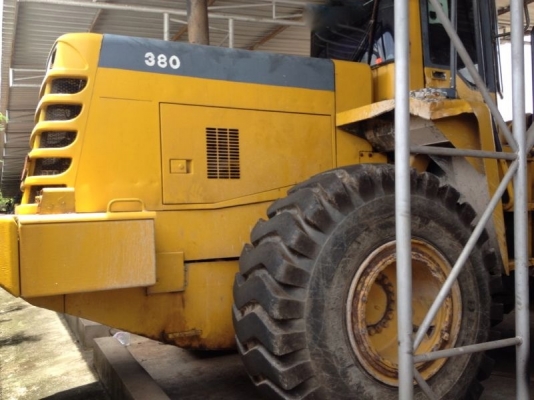 รถตัก WA380  สนใจติดต่อ 081 - 6079515