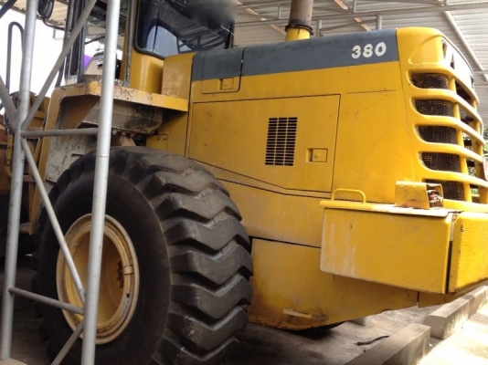 รถตัก WA380  สนใจติดต่อ 081 - 6079515