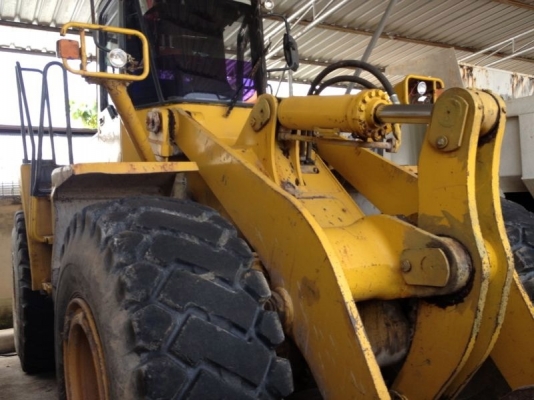 รถตัก WA380  สนใจติดต่อ 081 - 6079515