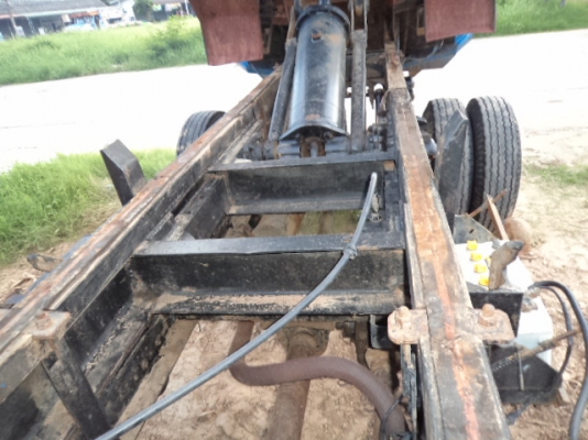 ขายรถ6ล้อดั้มอีซูซุหัวNKR สภาพดี เอกสารพร้อมโอน