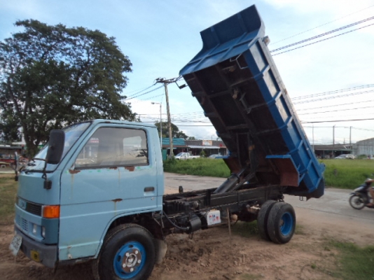 ขายรถ6ล้อดั้มอีซูซุหัวNKR สภาพดี เอกสารพร้อมโอน