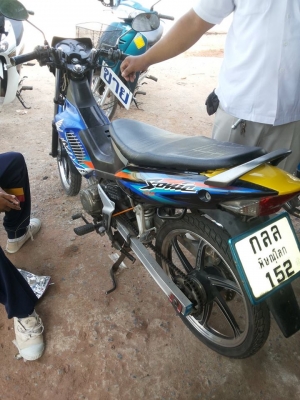 ขาย โซนิก 125 ทะเบียนเต็ม พร้อมโอน รถสภาพสวยตามรูป