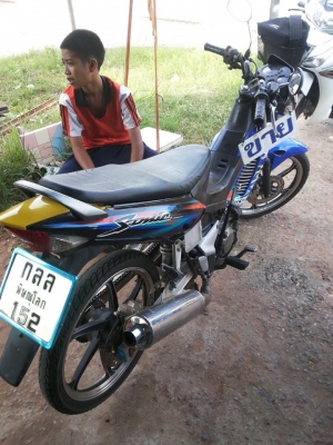 ขาย โซนิก 125 ทะเบียนเต็ม พร้อมโอน รถสภาพสวยตามรูป