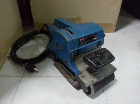 เครื่องขัดกระดาษทรายชนิดสายพาน(รถถัง)RYOBI