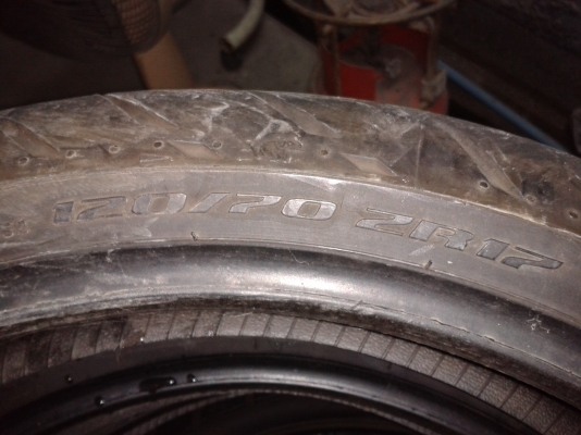 ยางบิ๊กไบท์มือ2สภาพดีราคาถูกมีหลายขนาด