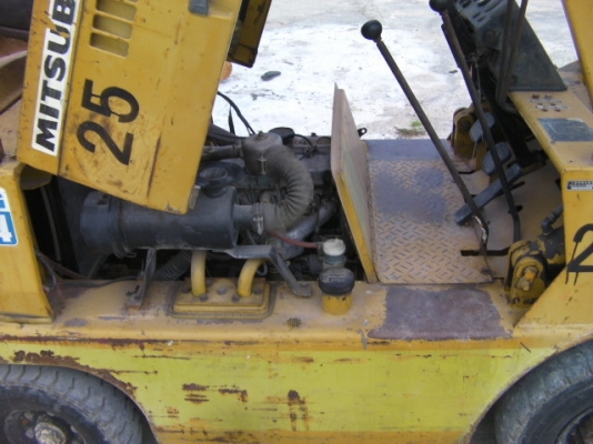 รถยกเบนซิน1.5รถนอกขายตามสภาพ พร้อมใช้ เครื่องแน่นปั้มแรงงายาว1.20เมตรราคา 89,000บาทhttp://www.youtube.com/watch?v=iHtAQbjhvpc&amp;feature=youtu.be