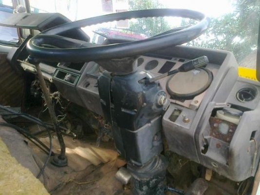 HINO F17 - 168 HP EH700 รถหางปลาสิบล้อ 2 เพลา ใช้ลาก PC-200 ได้เลยครับ เครื่องแห้งแรงดีไม่มีเยิ้ม ภายในเก๋งคอนโซลครบพร้อม พวงมาลัยเพาเวอร์ ระบบเบรคทริ๊ปฟี้ครบครัน ท้ายลาดสภาพดีไม่มีบิดเบี้ยวพร้อมใช้งาน ยางสภาพดี 10 เส้นประมาณ 70\% พร้อมลากพร้อมบรรทุกได้เลย HINO F17 - 168 HP EH700 รถหางปลาสิบล้อ 2 เพลา ใช้ลาก PC-200 ได้เลยครับ เครื่องแห้งแรงดีไม่มีเยิ้ม ภายในเก๋งคอนโซลครบพร้อม พวงมาลัยเพาเวอร์ ระบบเบรคทริ๊ปฟี้ครบครัน ท้ายลาดสภาพดีไม่มีบิดเบี้ยวพร้อมใช้งาน ยางสภาพดี 10 เส้นประมาณ 70\% พร้อมลากพร้อมบรรทุกได้เลย
