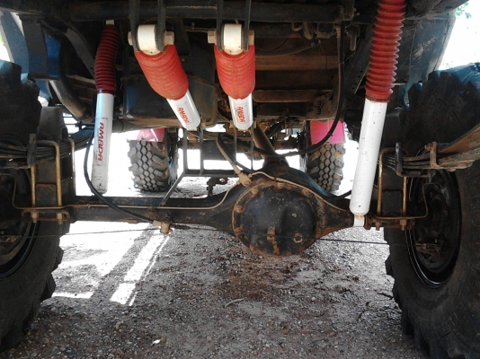 ขายโฟลวิล isuzu 4 ประตู คานแข็ง