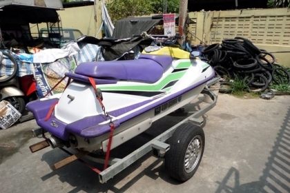 ขาย เจ็ทสกี KAWASAKI 1100 พร้อมเทนเลอร์พร้อมใช้งาน 75,000