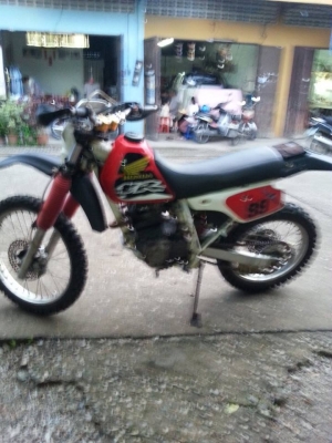 รถ XR 250 CC
