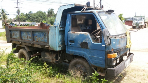 ขายรถ 6 ล้อดัมพ์ TOYOTA DAINA200 BU61 เครื่อง 11B 100 แรงม้า ไม่มีทะเบียน ราคา 120000