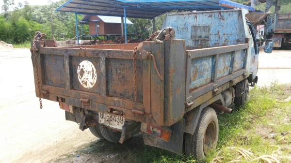 ขายรถ 6 ล้อดัมพ์ TOYOTA DAINA200 BU61 เครื่อง 11B 100 แรงม้า ไม่มีทะเบียน ราคา 120000