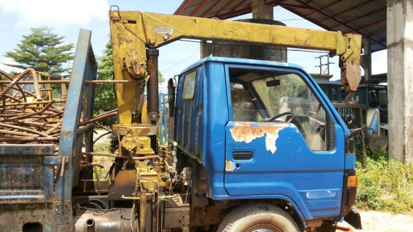 ขายรถ 6 ล้อติดเครน TOYOTA DAINY 200 เครื่อง 11B 100 แรงม้าติดเครน TANADO 2 ตัน ทะเบียนพร้อม ราคา 200000