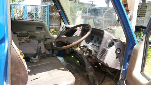 ขายรถ 6 ล้อติดเครน TOYOTA DAINY 200 เครื่อง 11B 100 แรงม้าติดเครน TANADO 2 ตัน ทะเบียนพร้อม ราคา 200000