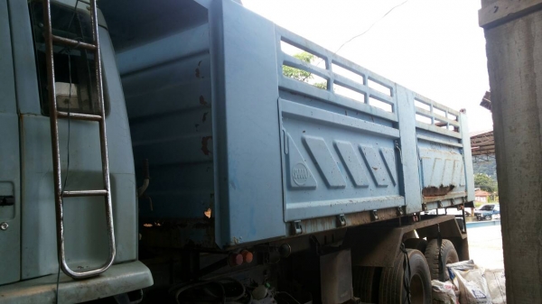 ขายชุดกระบะดัมพ์สามมิตรรถ 10 ล้อมีอุปกรณ์ครบชุดเดิมใส่อยู่กับ ISUZU ROCKY240 มี 2 ชุดราคาชุดละ 130000 ขายชุดกระบะดัมพ์สามมิตรรถ 10 ล้อมีอุปกรณ์ครบชุดเดิมใส่อยู่กับ ISUZU ROCKY240 มี 2 ชุดราคาชุดละ 130000