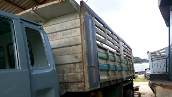ขายชุดกระบะดัมพ์สามมิตรรถ 10 ล้อมีอุปกรณ์ครบชุดเดิมใส่อยู่กับ ISUZU ROCKY240 มี 2 ชุดราคาชุดละ 130000 ขายชุดกระบะดัมพ์สามมิตรรถ 10 ล้อมีอุปกรณ์ครบชุดเดิมใส่อยู่กับ ISUZU ROCKY240 มี 2 ชุดราคาชุดละ 130000