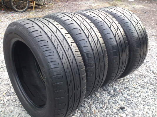 ขายยาง Bridcestone Econpla 205/55R16 ยางปี11 (ไม่มีปะ) จำนวน 4 เส้น