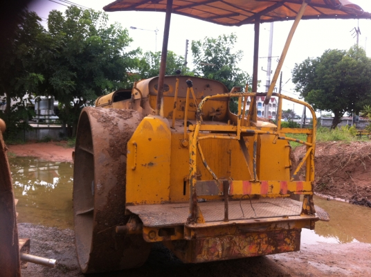 ขายด่วนรถบด3ล้อเหล็ก SAKAI KD10 ตามสภาพ รถใช้งานอยู่ครับ เอกสารแจ้งจำหน่าย