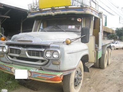 ขายสิบล้อหัวยาวเพลาเดียวดั้มพ์พื้นเรียบ เครื่อง J 160 แรง โทร 088-4501277