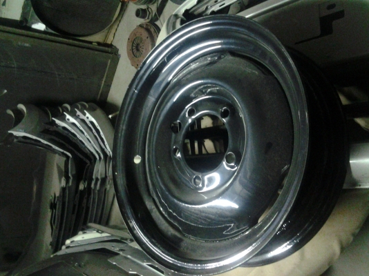 กะทะล้อจิ๊ปทหาร ขอบ 16 เดิม ยิงทราย พ่นสี powder coat  อบอย่างดี   สีดำ  4 ล้อ