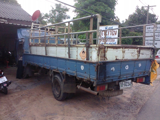 (ของถูกมาแล้ว)ขาย Isuzu (ประกอบ) เครื่องดี แชชซีดี ยาว 5 เมตร  เครื่อง 4BE1ภายในไม่โทรมครับ