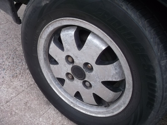 แม๊ก 13 4รู100ยี่ฮ้อเอ็นไกล์แท้พร้อมยาง 2000 บาท