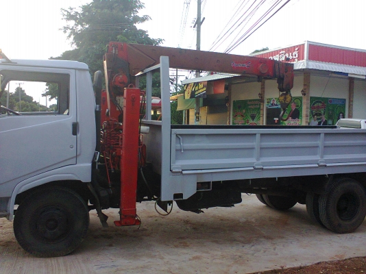 ขายเครน 3 ตัน สภาพพร้อมใช้ 3 ชัก (ขายเฉพาะเครนครับ)ตัวรถมีคนจองแล้ว