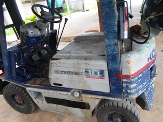 ขายรถโฟล์คลิฟท์ โคมัสสุ FG10-15 เกียร์ธรรมดา เสา 3 ม