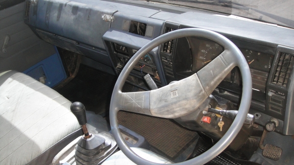 NPR 115 ห้างแท้สวยจัด ปี94 ดาวน์75000 ผ่อน14700/36เดือน