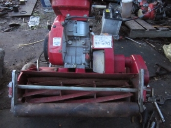 ขาย- เครื่องตัดหญ้า แบบตัดกรีน BRARONESS มือสองเก่าญี่ปุ่น สภาพเดิม ไม่เคยใช้ในเมืองไทย พร้อมใช้งาน เครื่องยนต์