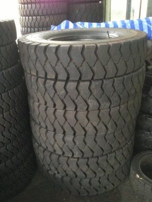ขาย ยางลมถอด ขนาด 9.00-20 ยี่ห้อ BRIDGESTONE  สำหรับรถฟอล์คลิฟต์  มี 6 ชุด