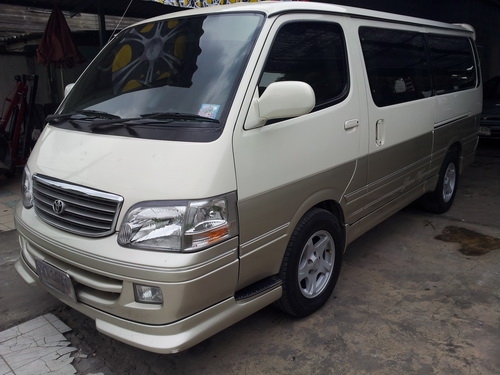 รถตู้ GRAND WAGON สภาพดีมาก สวยเดิมเนียน