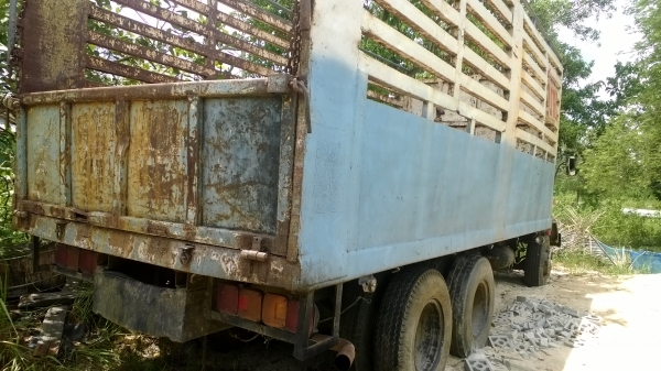 KT925รถ10ล้อเพลาเดียว เดิมๆ คัสซีสวยใช้ได้ เครื่องดี หัวดฃเดิมมีผุ..เล่มพร้อม KT925รถ10ล้อเพลาเดียว เดิมๆ คัสซีสวยใช้ได้ เครื่องดี หัวดฃเดิมมีผุ..เล่มพร้อม