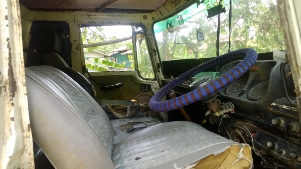 KT925รถ10ล้อเพลาเดียว เดิมๆ คัสซีสวยใช้ได้ เครื่องดี หัวดฃเดิมมีผุ..เล่มพร้อม KT925รถ10ล้อเพลาเดียว เดิมๆ คัสซีสวยใช้ได้ เครื่องดี หัวดฃเดิมมีผุ..เล่มพร้อม