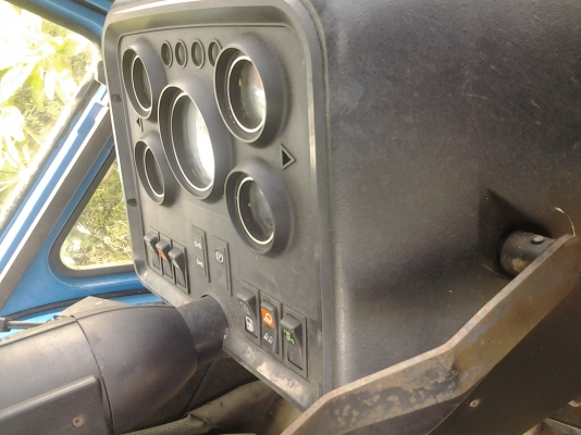 ขายรถไถ Ford Tw 5