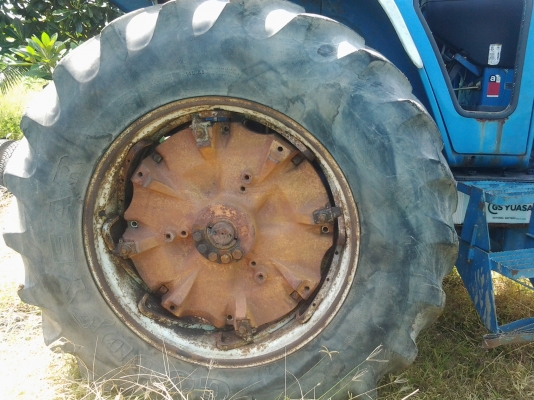 ขายรถไถ Ford Tw 5