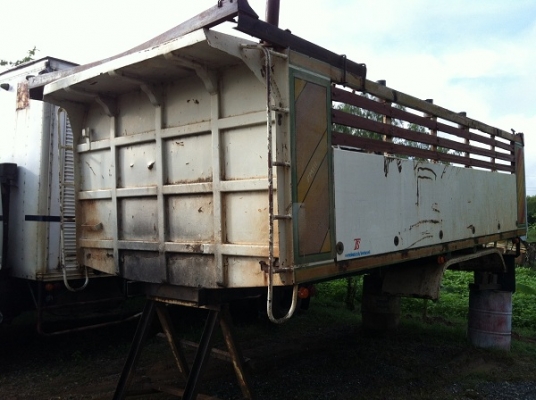 ขายกระบอกดั๊มพ์ 12 ตันพร้อมกระบะเหล็กยาว 6 เมตร