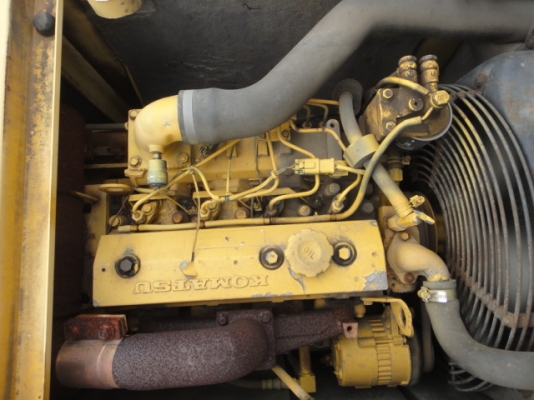 รถขุดดิน PC60-6-30001 สภาพสวย  รถนำเข้าจากญี่ปุ่น อยู่ระหว่างการเดินทางจะถึงไทยเร็ว ๆ นี้ (รูปถ่ายนี้เป็นรูปถ่ายเดิมจากญี่ปุ่น) โทร.081-373-0559