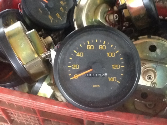 ขายครับไมล์ JCM  LOCKY FOSO ของใหม่เก่าเก็บราคาคู่ละ 500บาทจัดส่งทั่วไทยครับ